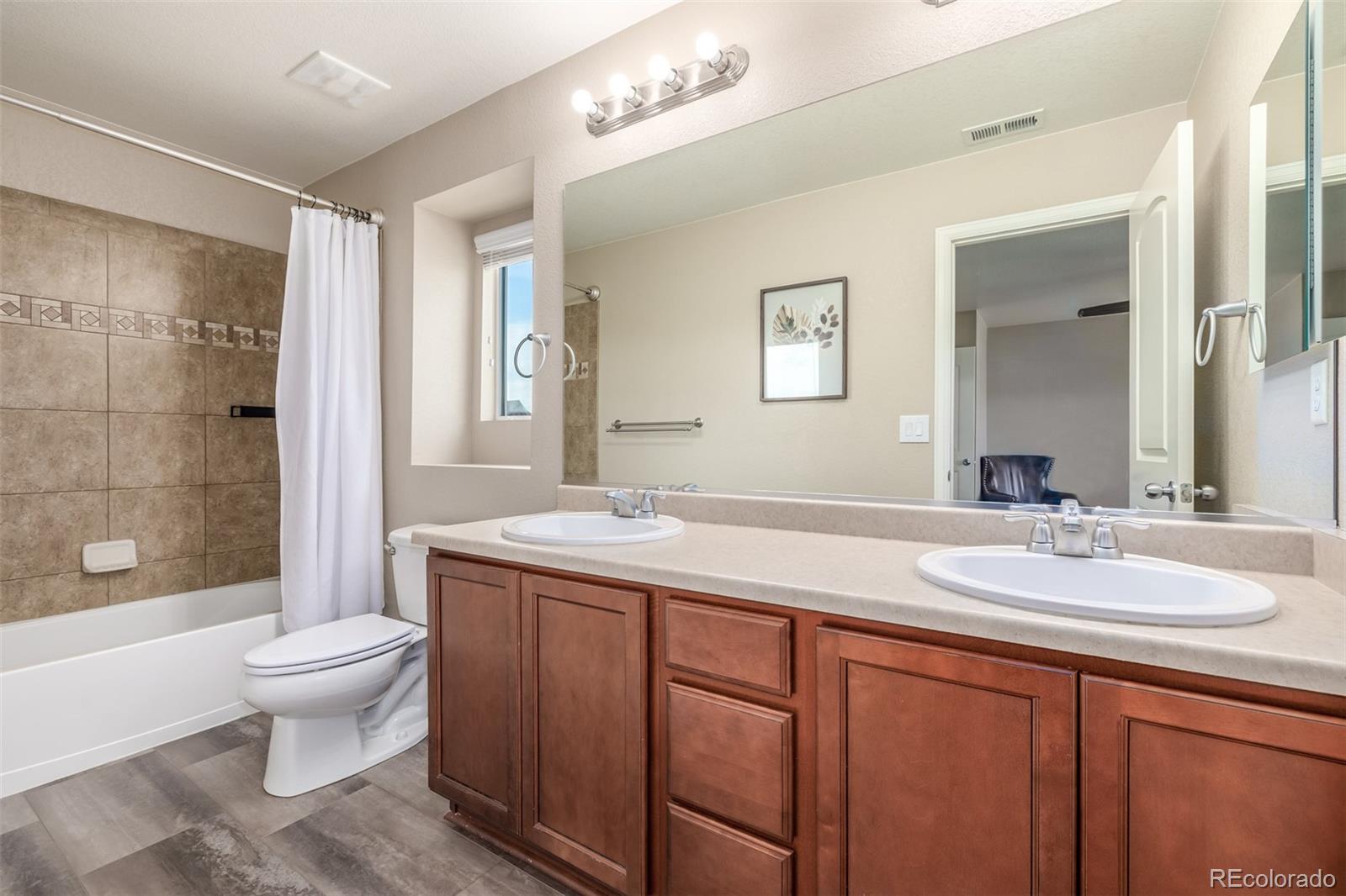 MLS Image #13 for 1524  harpendon court,windsor, Colorado