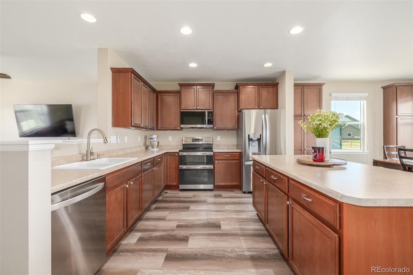 MLS Image #7 for 1524  harpendon court,windsor, Colorado