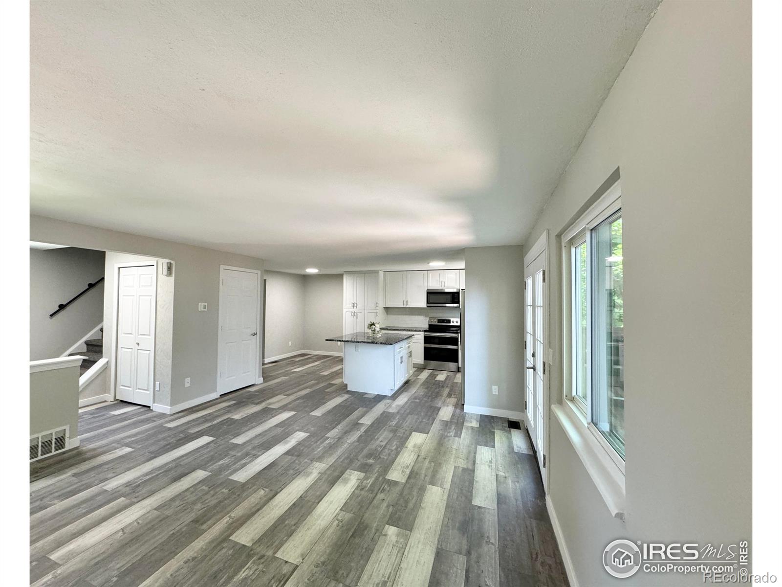 MLS Image #3 for 8089  miller circle,arvada, Colorado