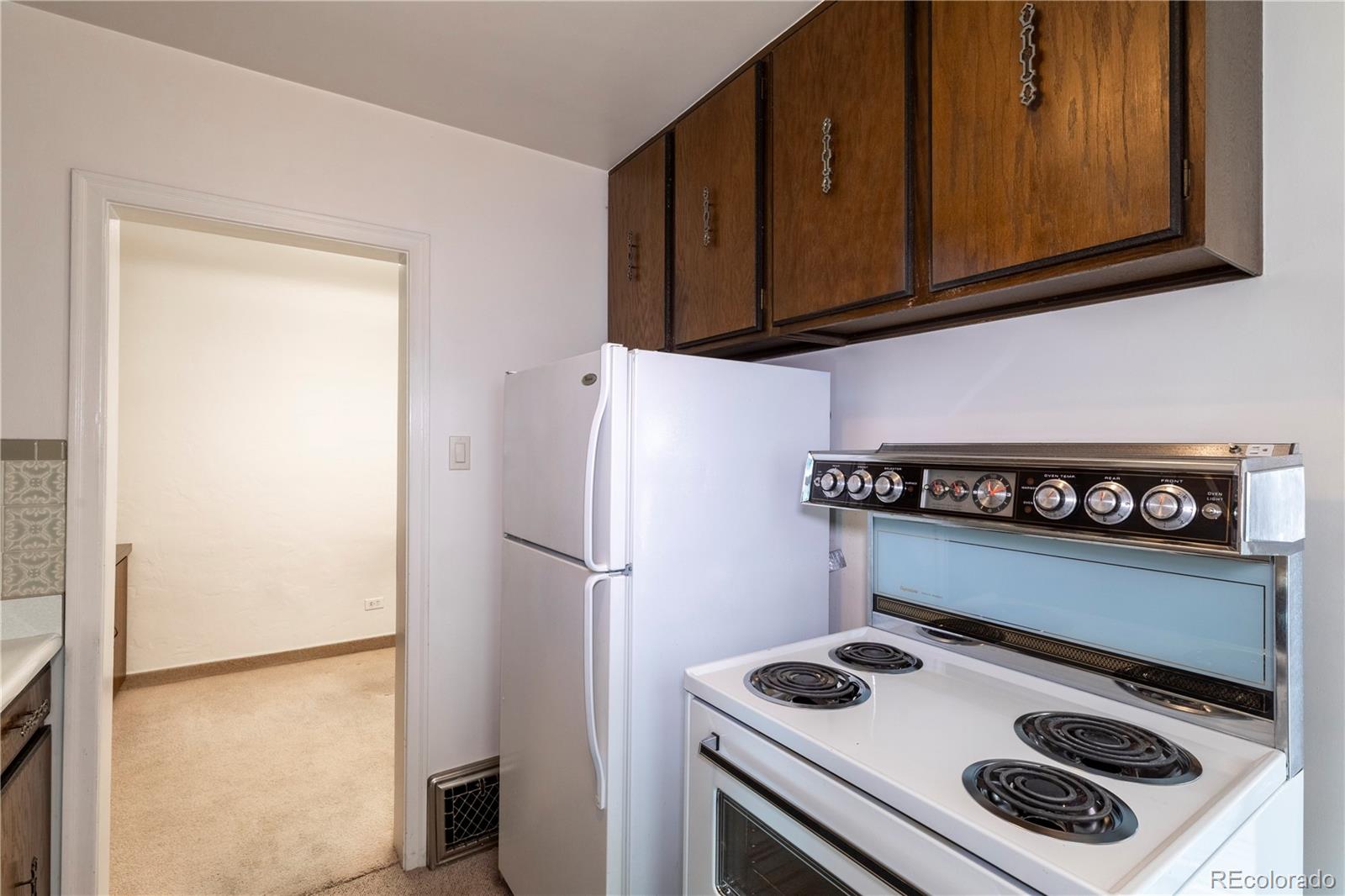 MLS Image #9 for 2665 s lafayette street,denver, Colorado