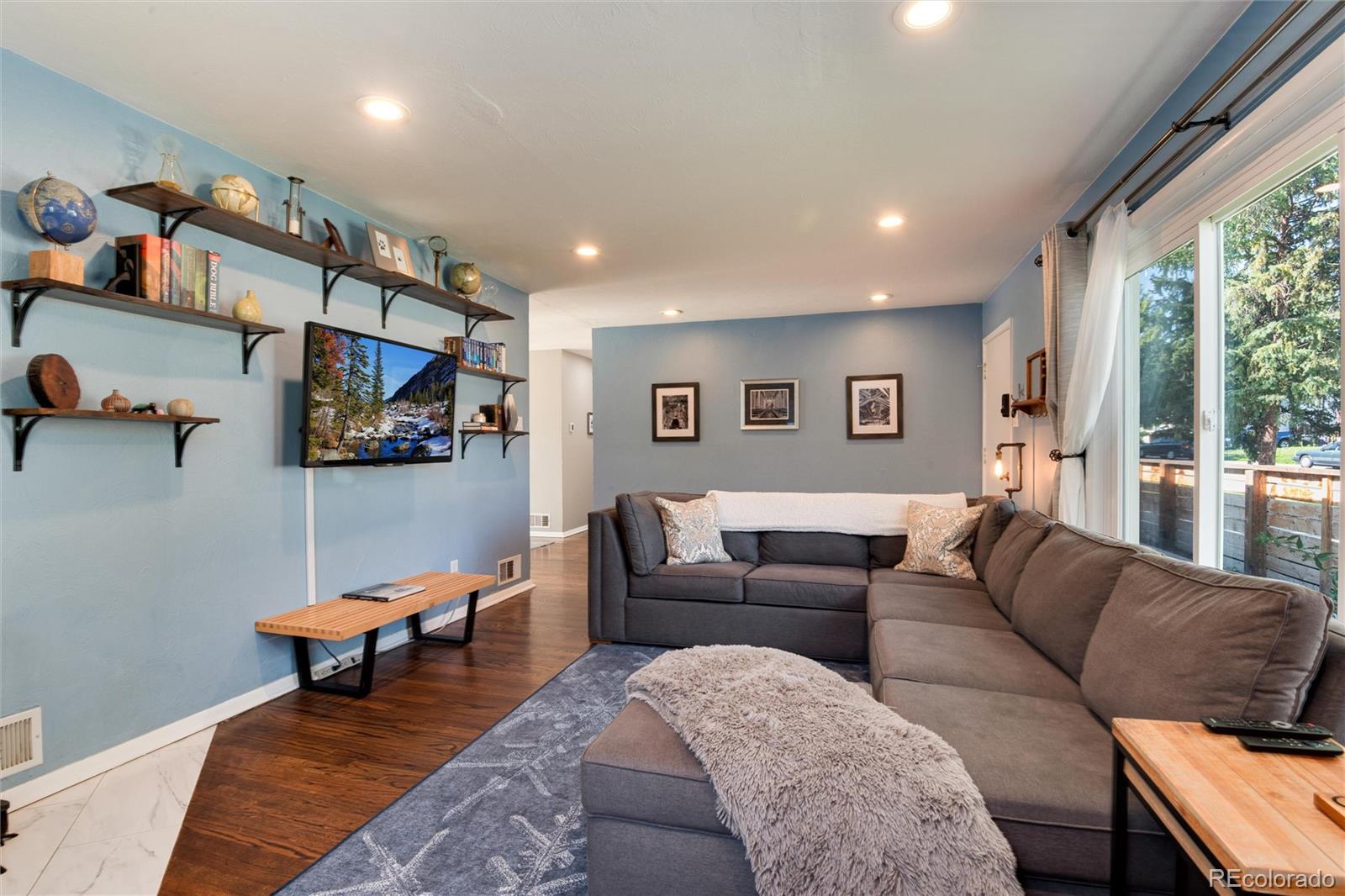 MLS Image #25 for 3426 s grape street,denver, Colorado