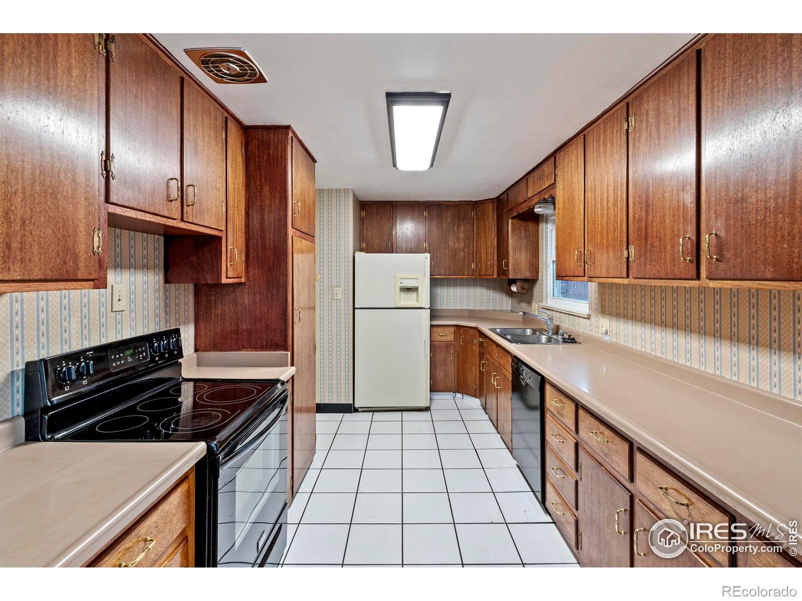 MLS Image #8 for 8230  zuni street,denver, Colorado