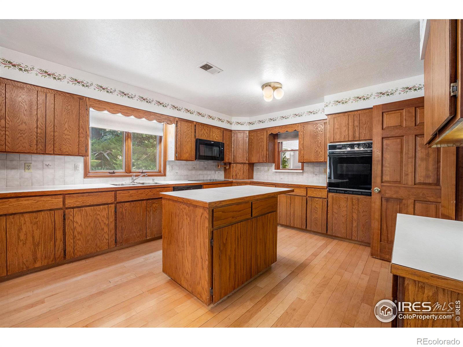 MLS Image #5 for 1812  38th avenue,greeley, Colorado