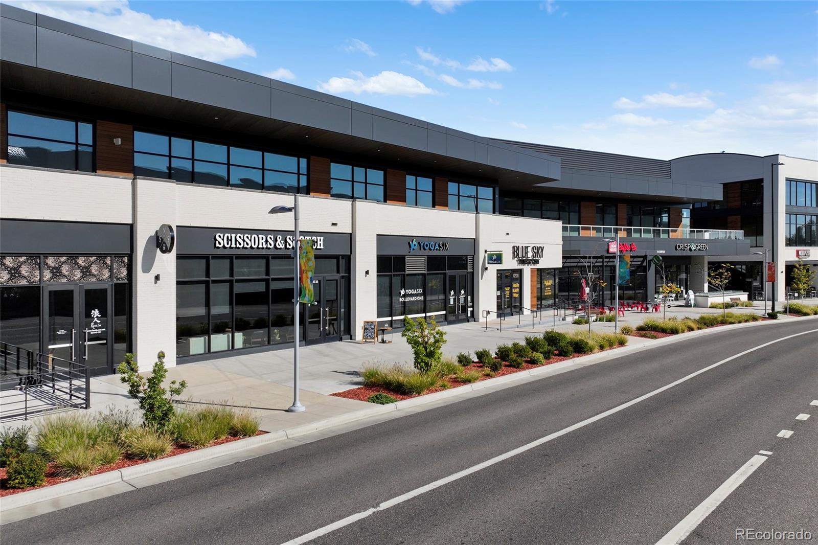 MLS Image #24 for 6967 e lowry boulevard,denver, Colorado