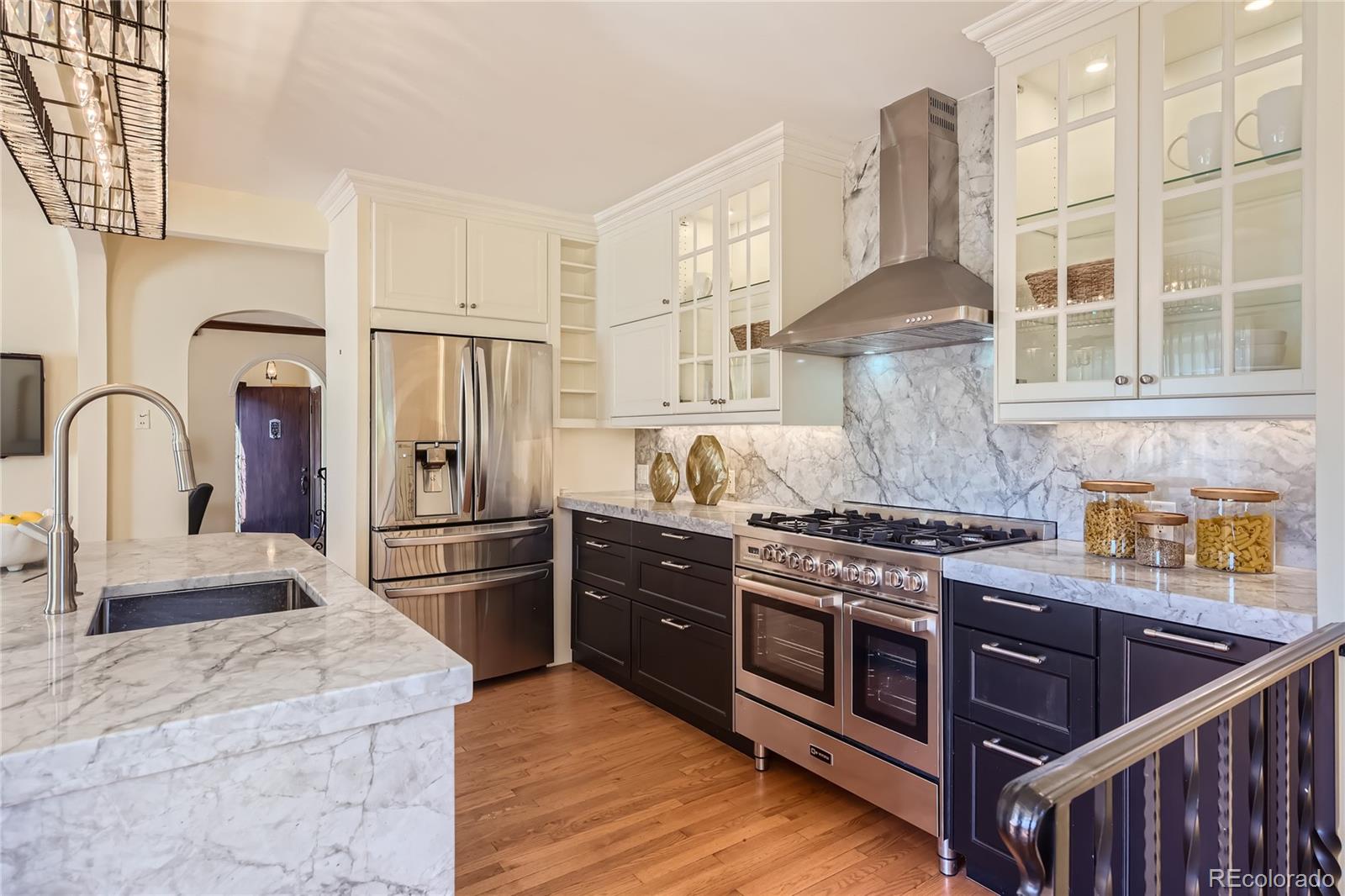 MLS Image #15 for 1040  monaco parkway,denver, Colorado