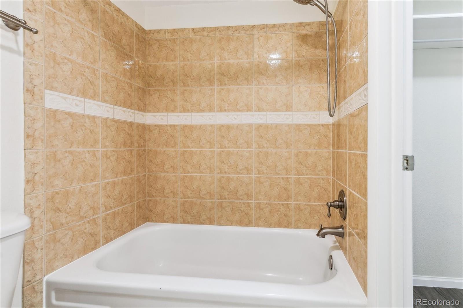 MLS Image #18 for 6480 s dayton street m02,englewood, Colorado
