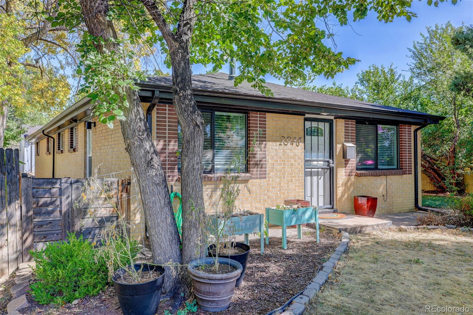 MLS Image #2 for 2046 s grant street,denver, Colorado