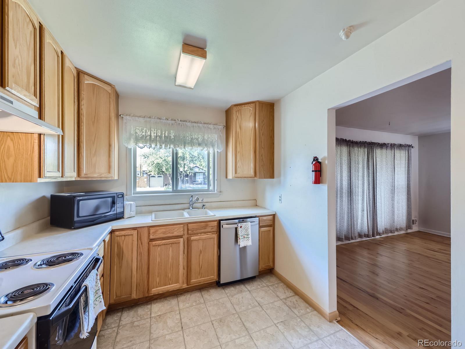 MLS Image #10 for 10450  marion street,northglenn, Colorado