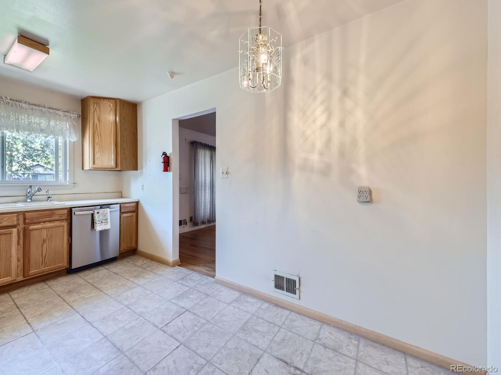 MLS Image #7 for 10450  marion street,northglenn, Colorado