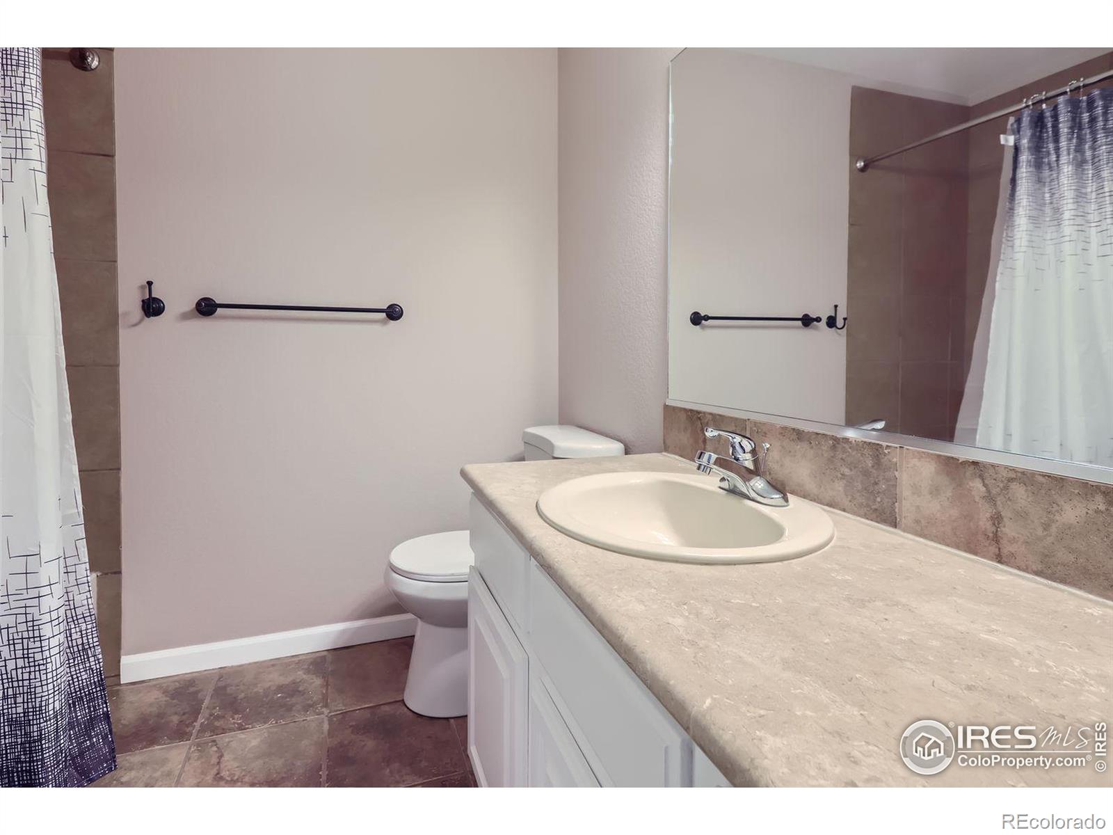 MLS Image #22 for 253  basswood avenue,johnstown, Colorado