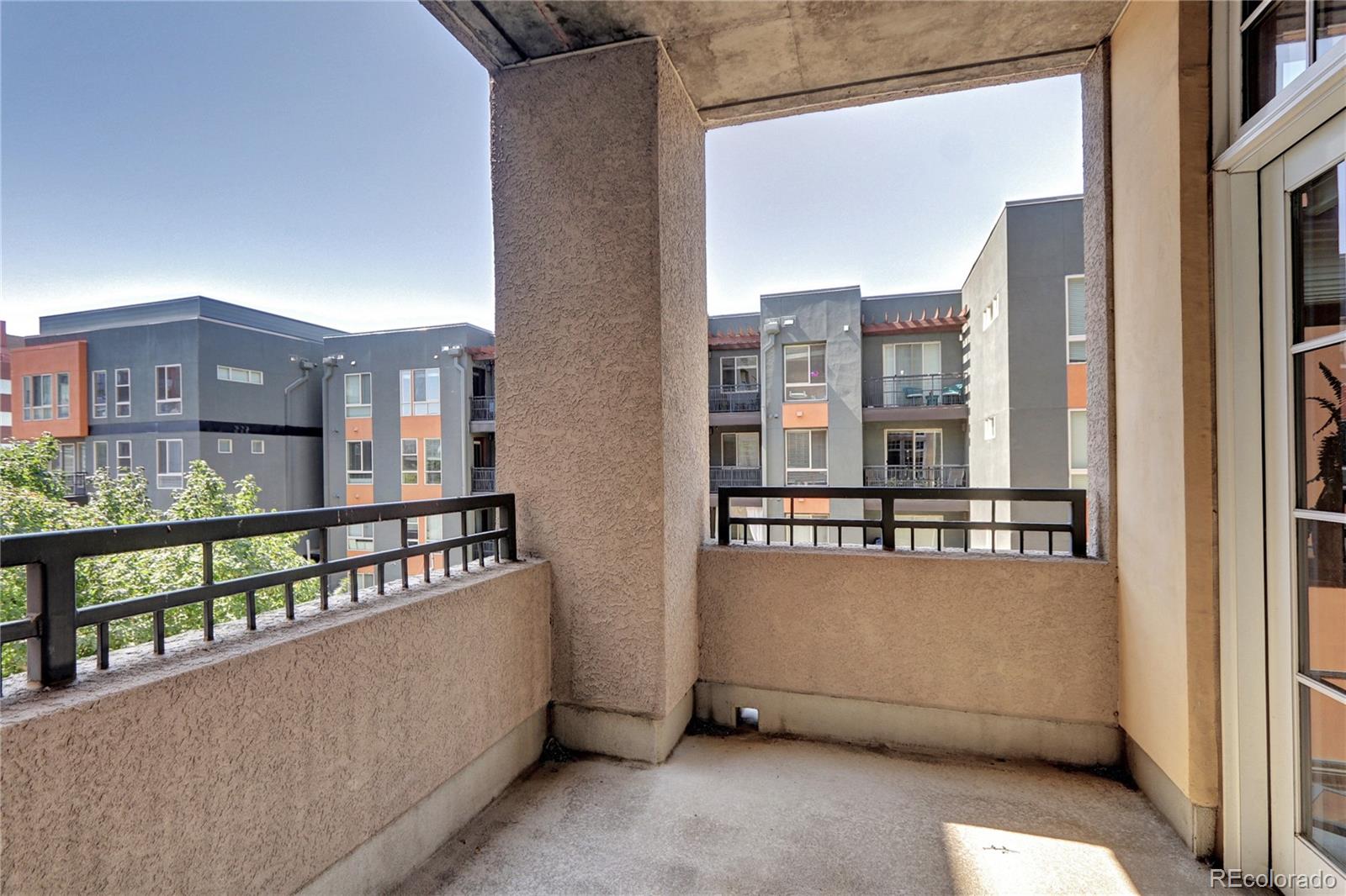 MLS Image #19 for 275 s harrison street,denver, Colorado