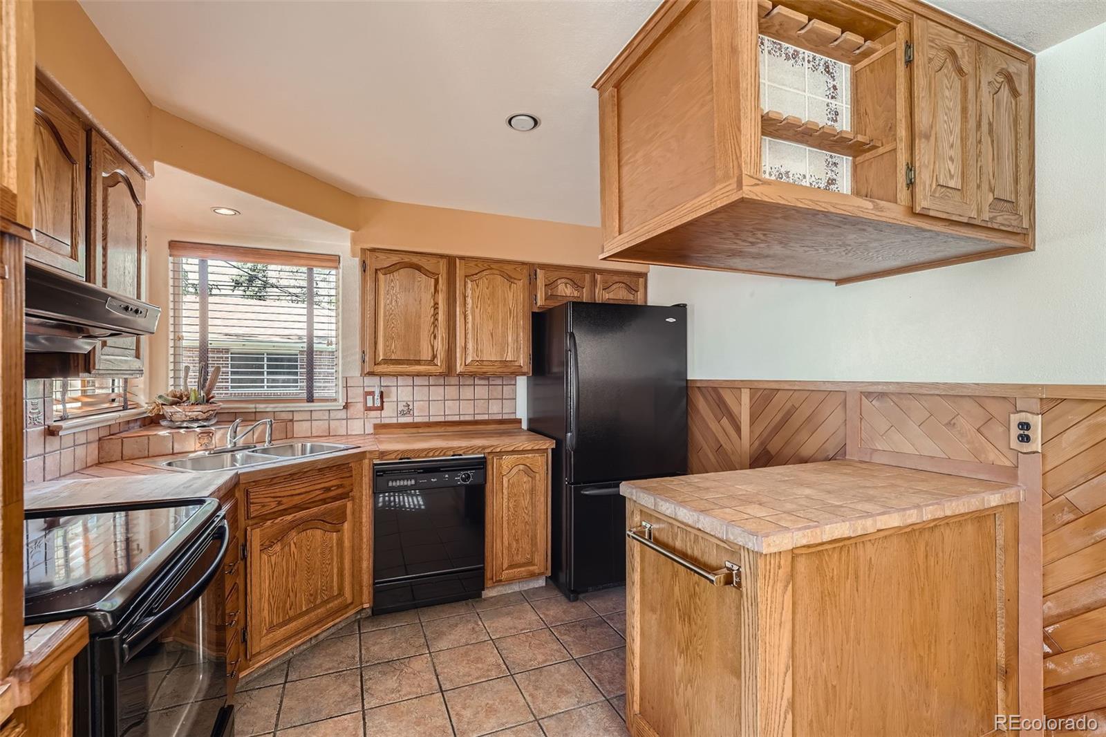 MLS Image #10 for 6555  upham street,arvada, Colorado