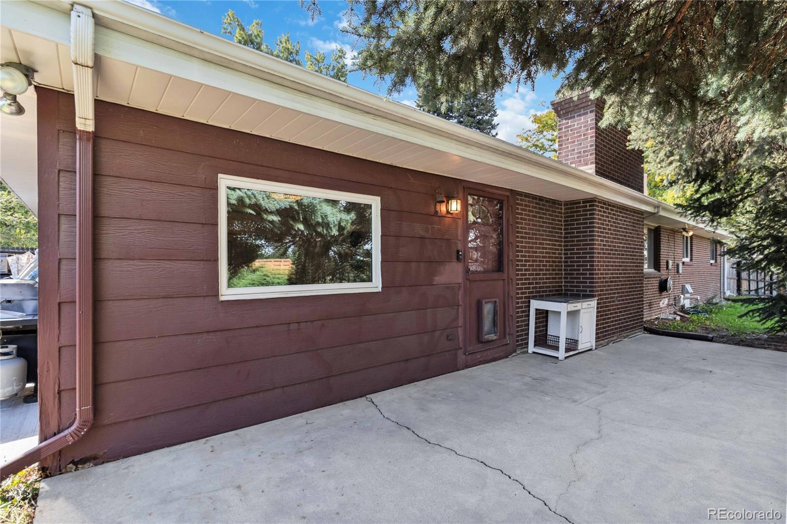 MLS Image #34 for 390 s poplar way,denver, Colorado