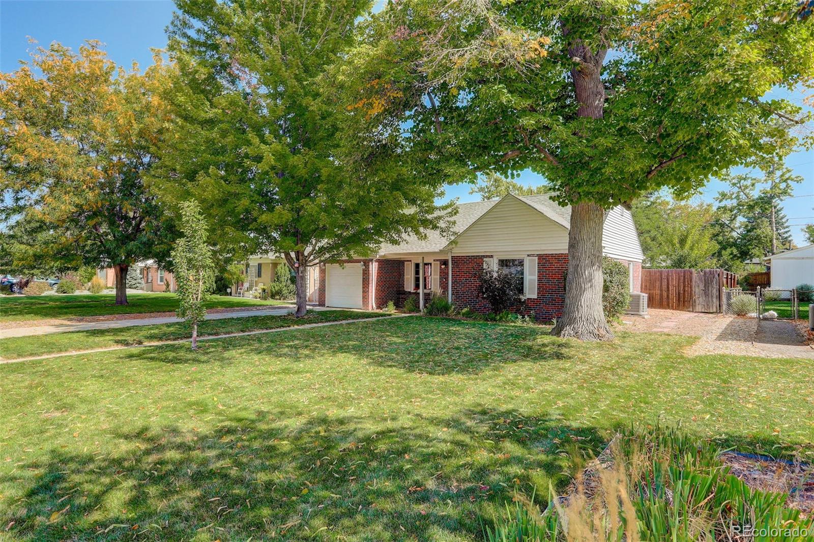 MLS Image #2 for 1960  roslyn street,denver, Colorado