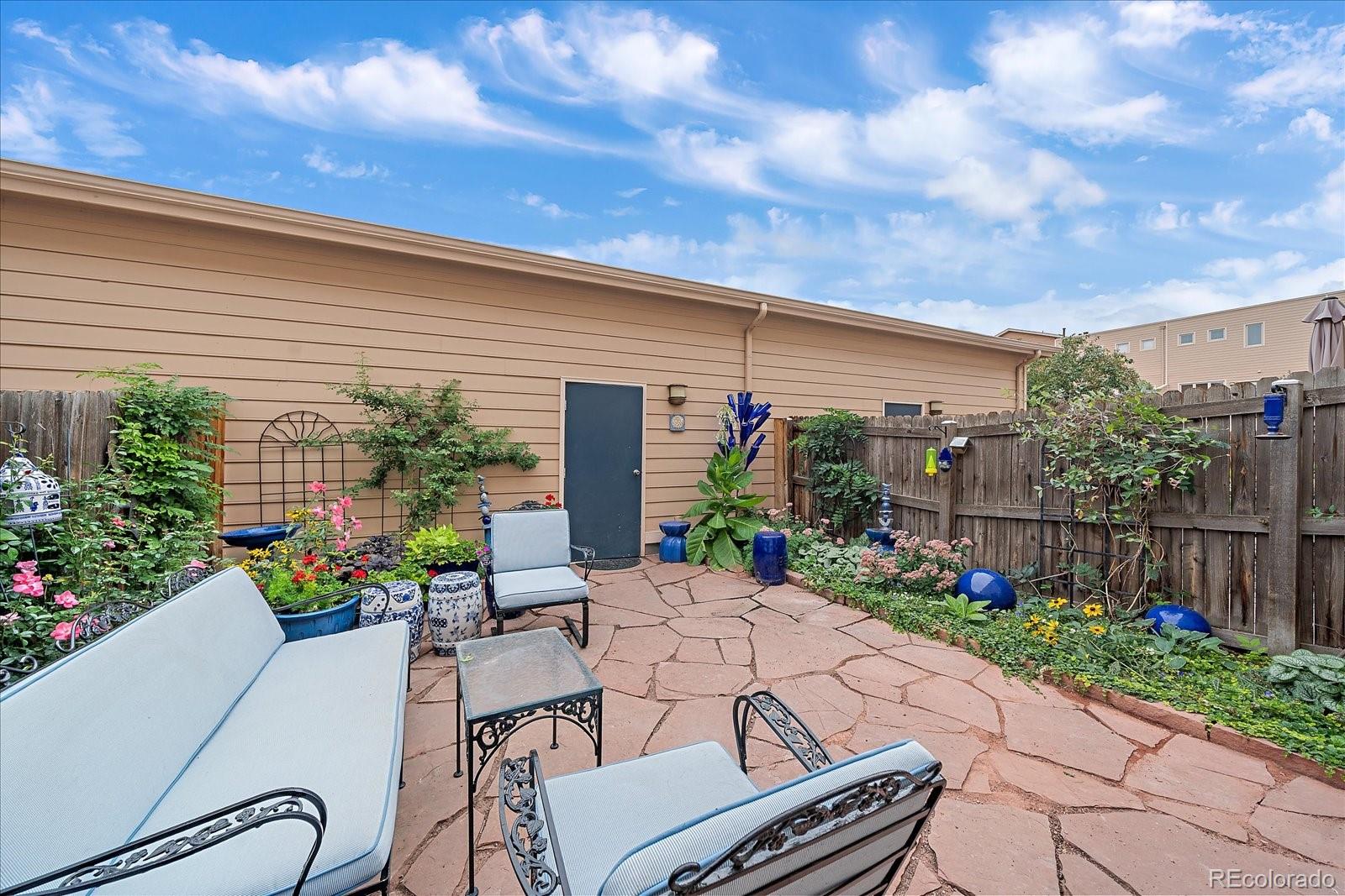 MLS Image #15 for 180  roslyn street 1207,denver, Colorado