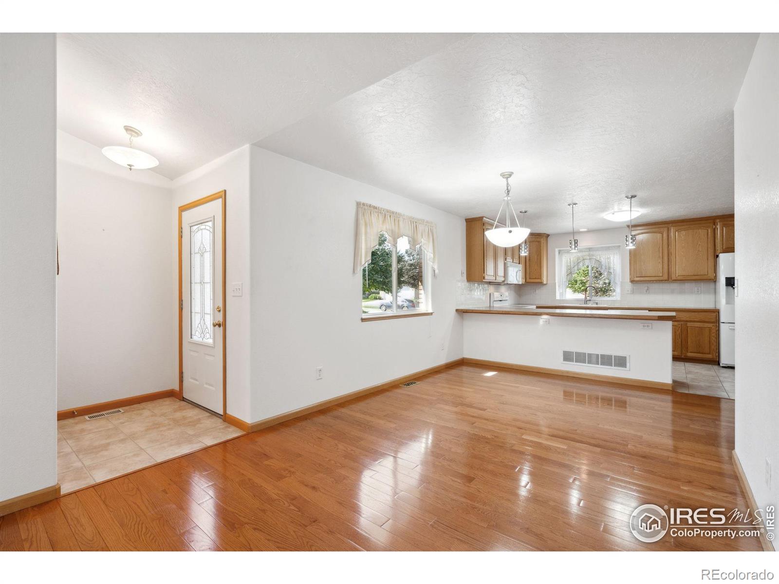 MLS Image #6 for 1814  73rd avenue,greeley, Colorado