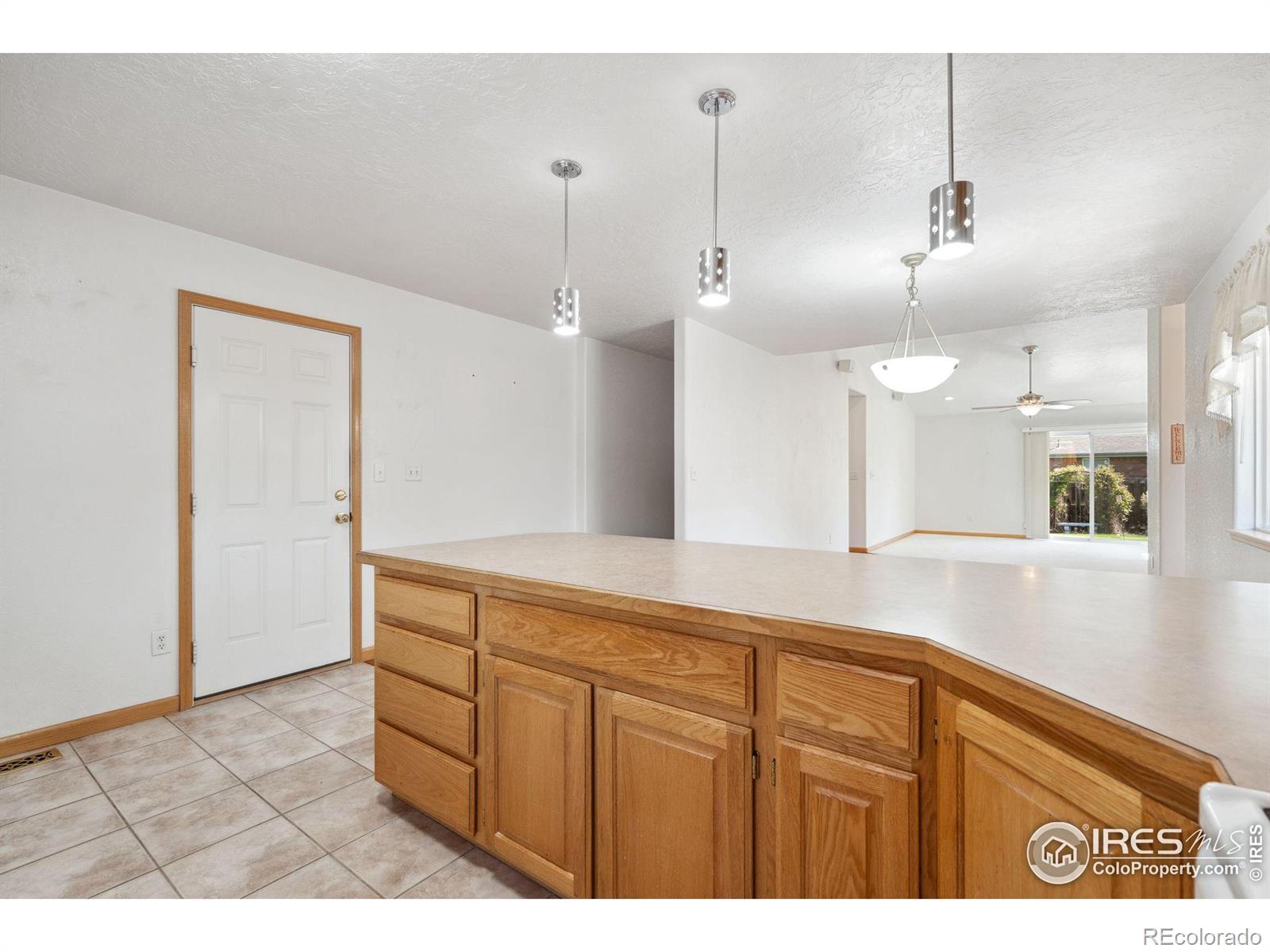 MLS Image #9 for 1814  73rd avenue,greeley, Colorado