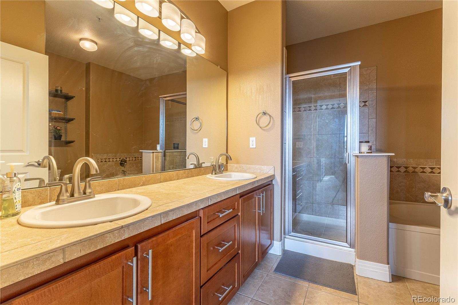 MLS Image #22 for 9019 e panorama circle d419,englewood, Colorado