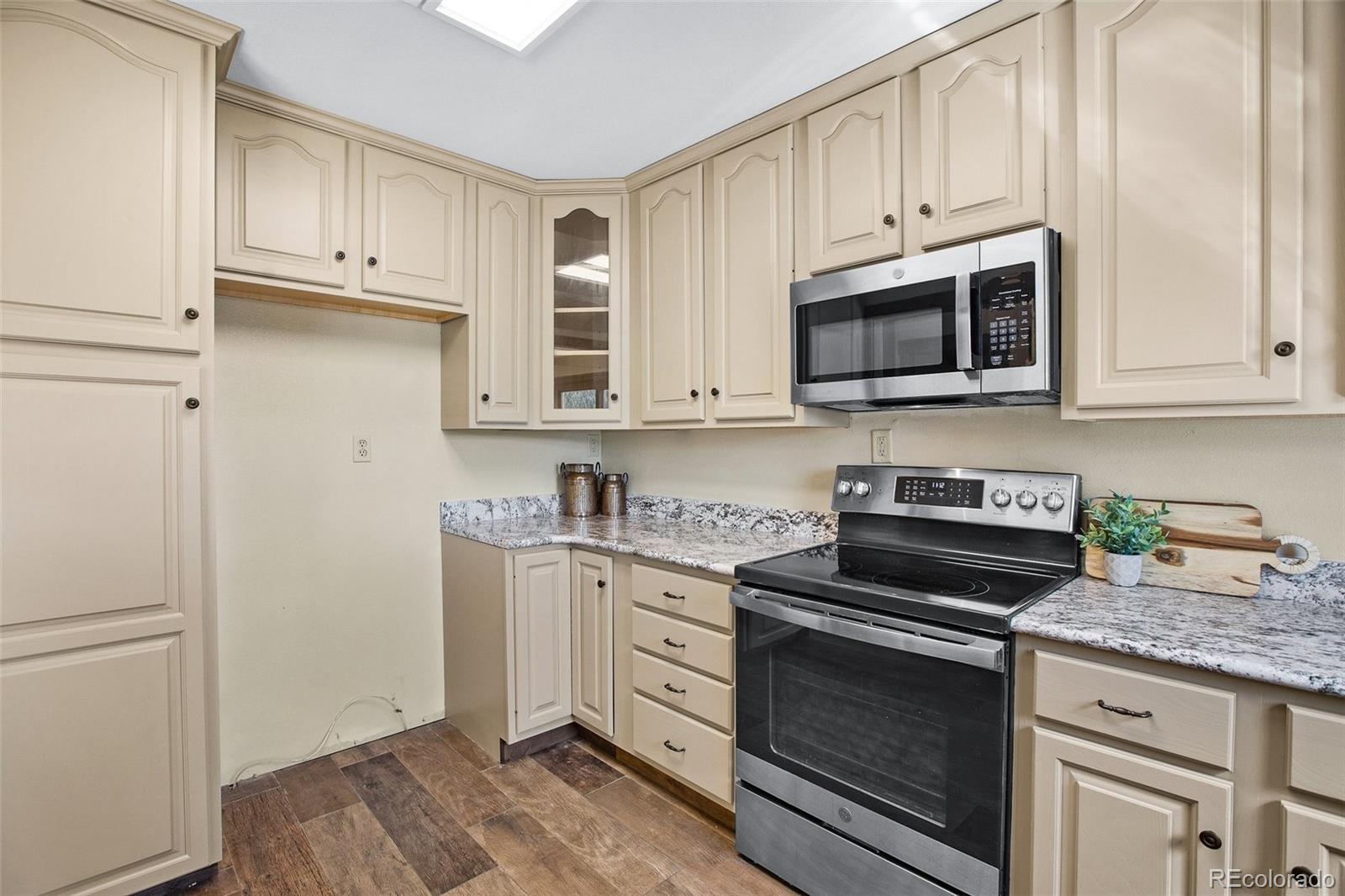 MLS Image #17 for 558 n deer mountain road,florissant, Colorado