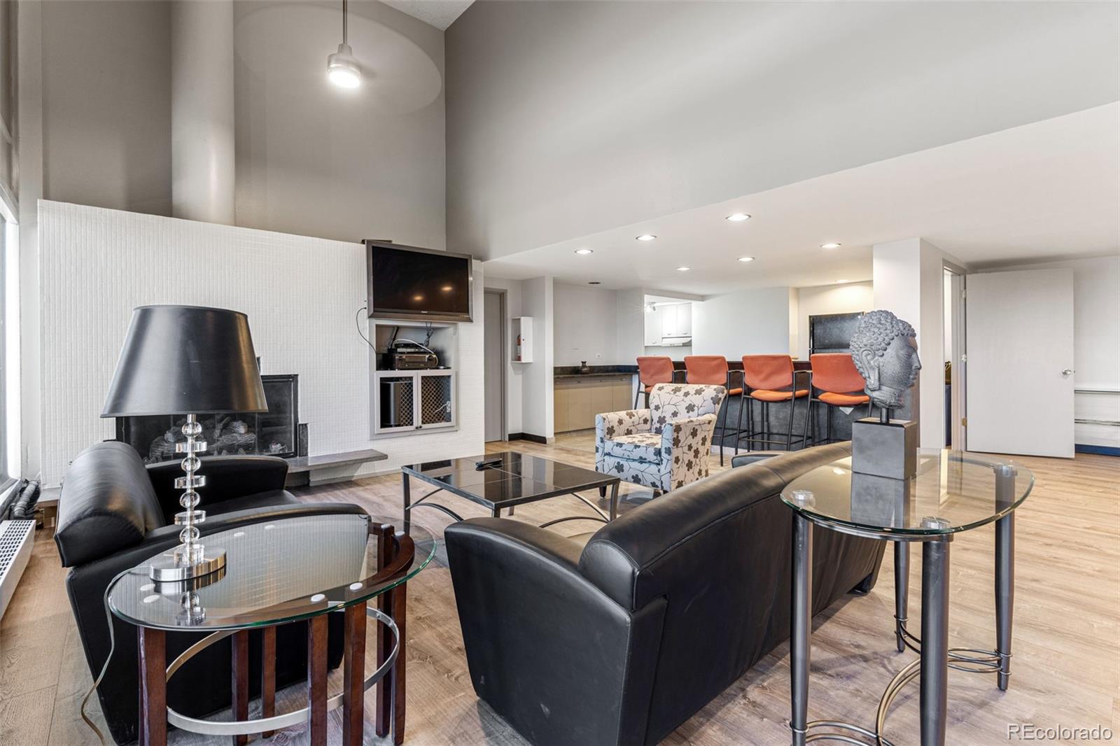 MLS Image #22 for 888 n logan street,denver, Colorado