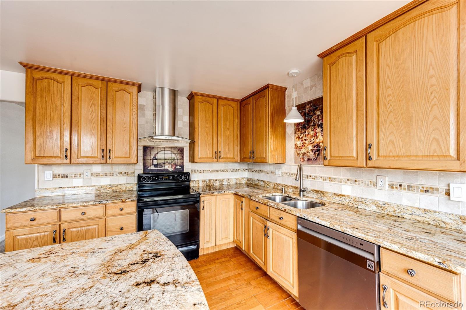 MLS Image #8 for 14457 e caspian place,aurora, Colorado