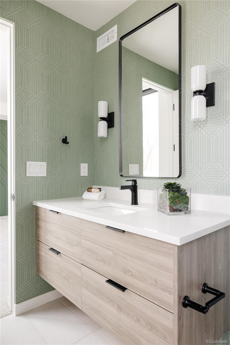 MLS Image #30 for 580 s franklin street,denver, Colorado