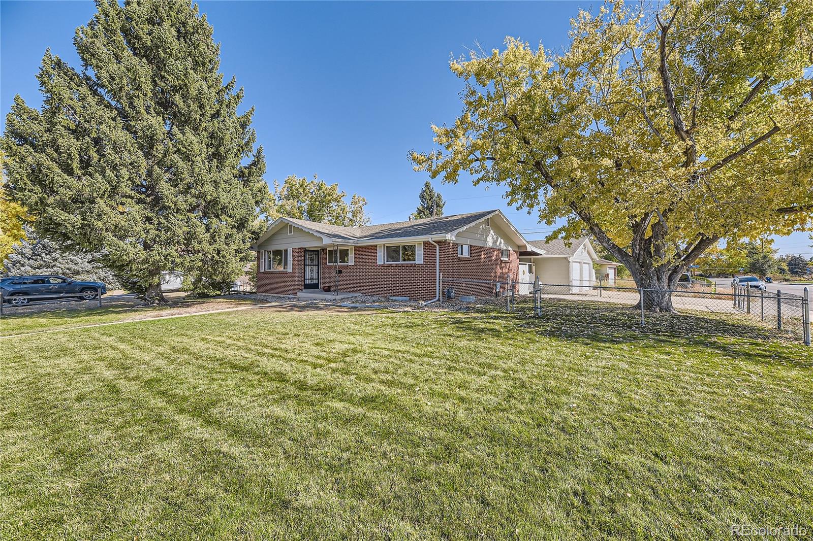 MLS Image #0 for 1694 s yukon court,lakewood, Colorado