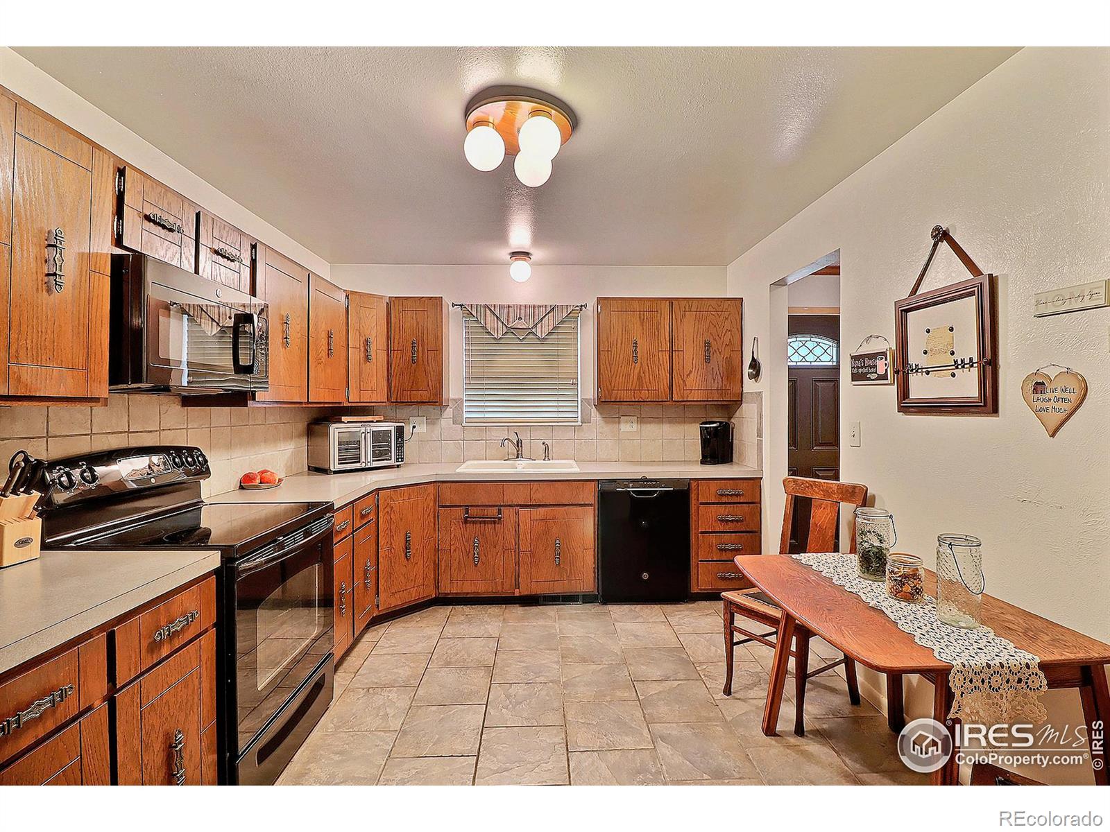 MLS Image #11 for 348 s 6th street,la salle, Colorado