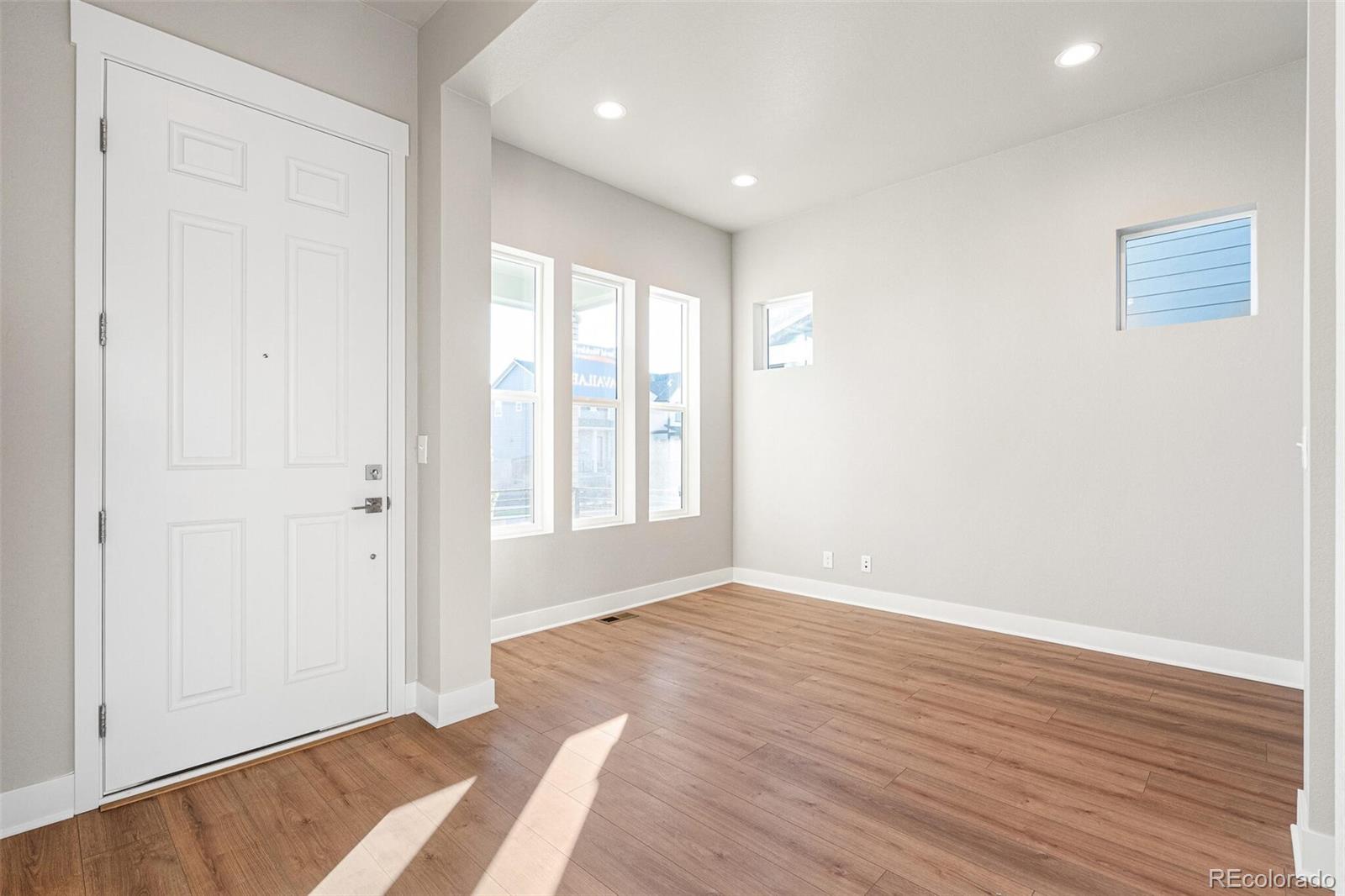 MLS Image #20 for 21127 e 62nd drive,aurora, Colorado