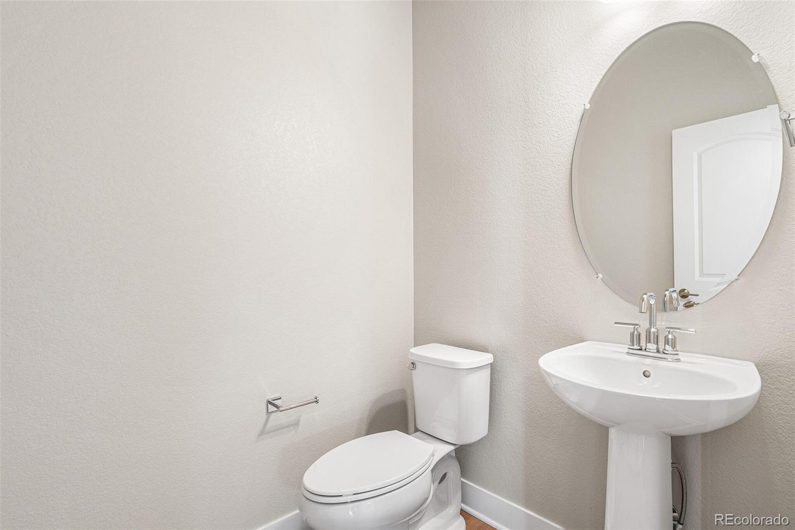 MLS Image #21 for 21127 e 62nd drive,aurora, Colorado