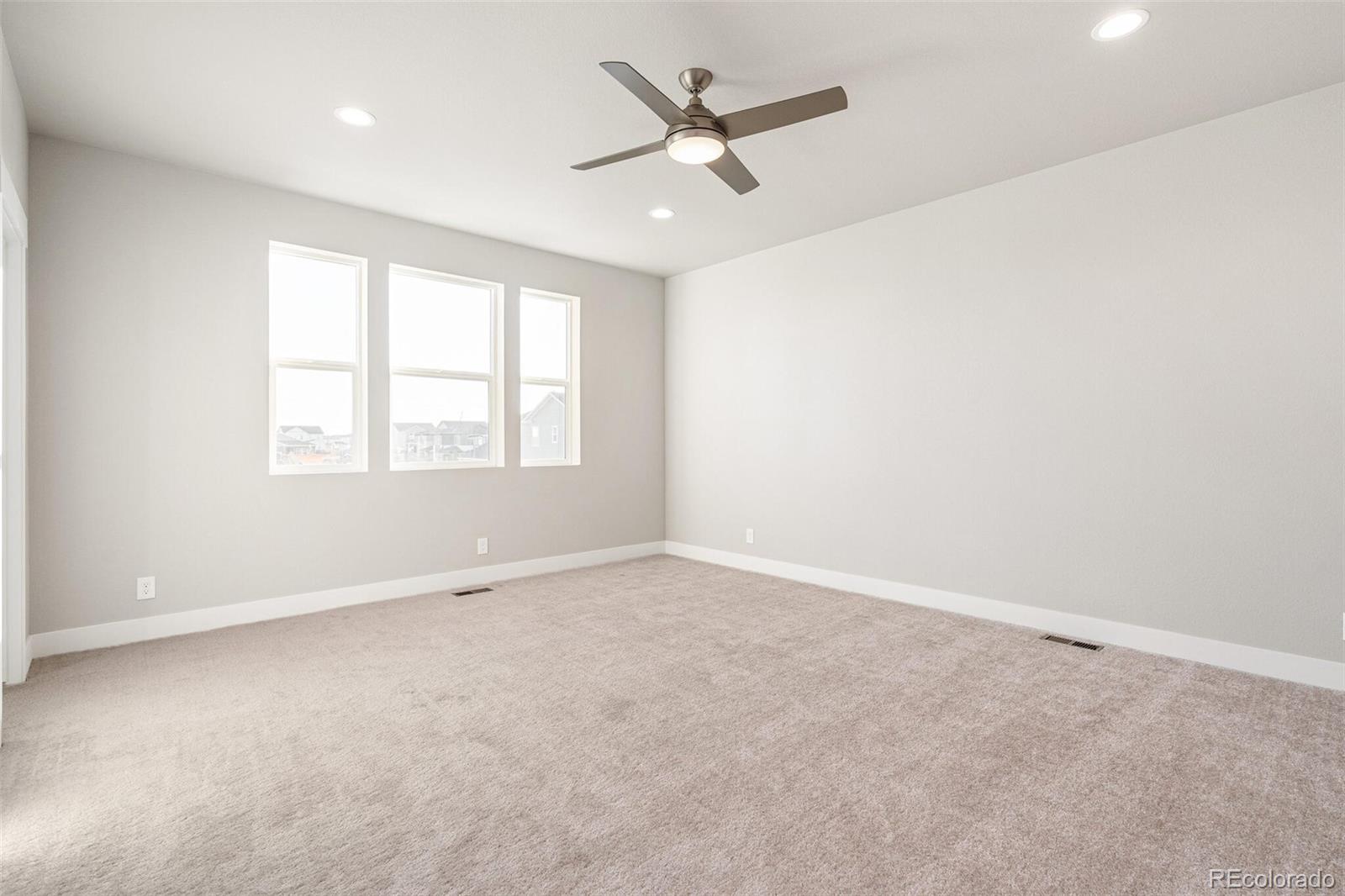 MLS Image #23 for 21127 e 62nd drive,aurora, Colorado