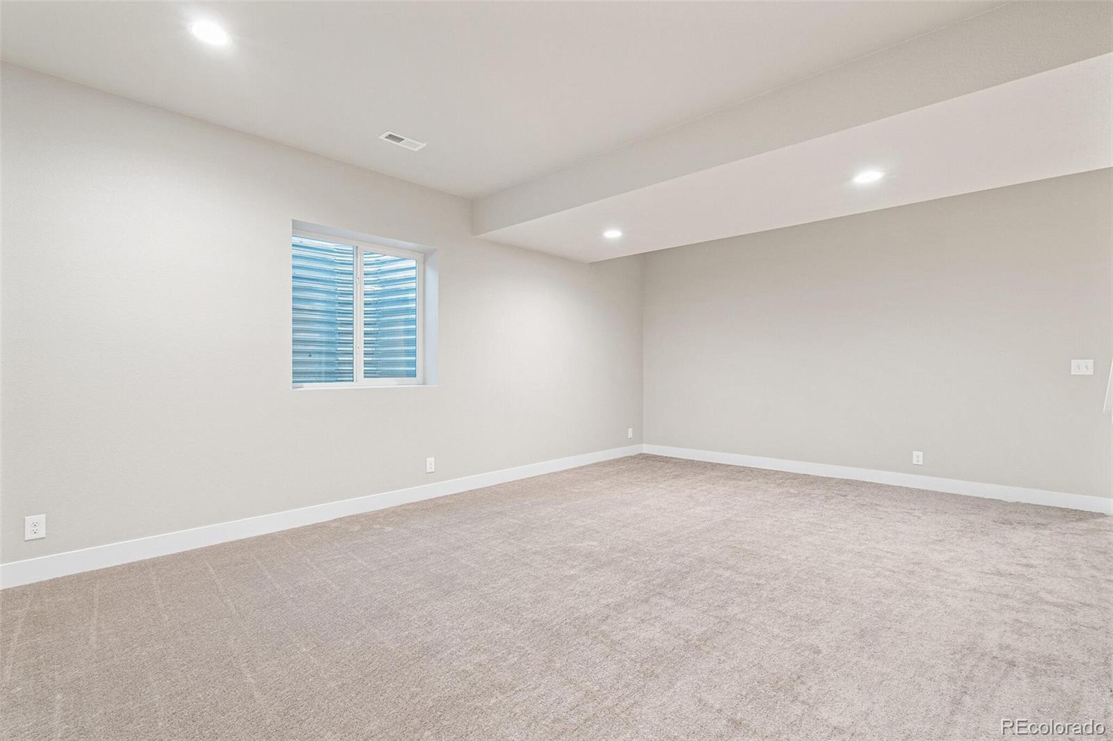 MLS Image #33 for 21127 e 62nd drive,aurora, Colorado