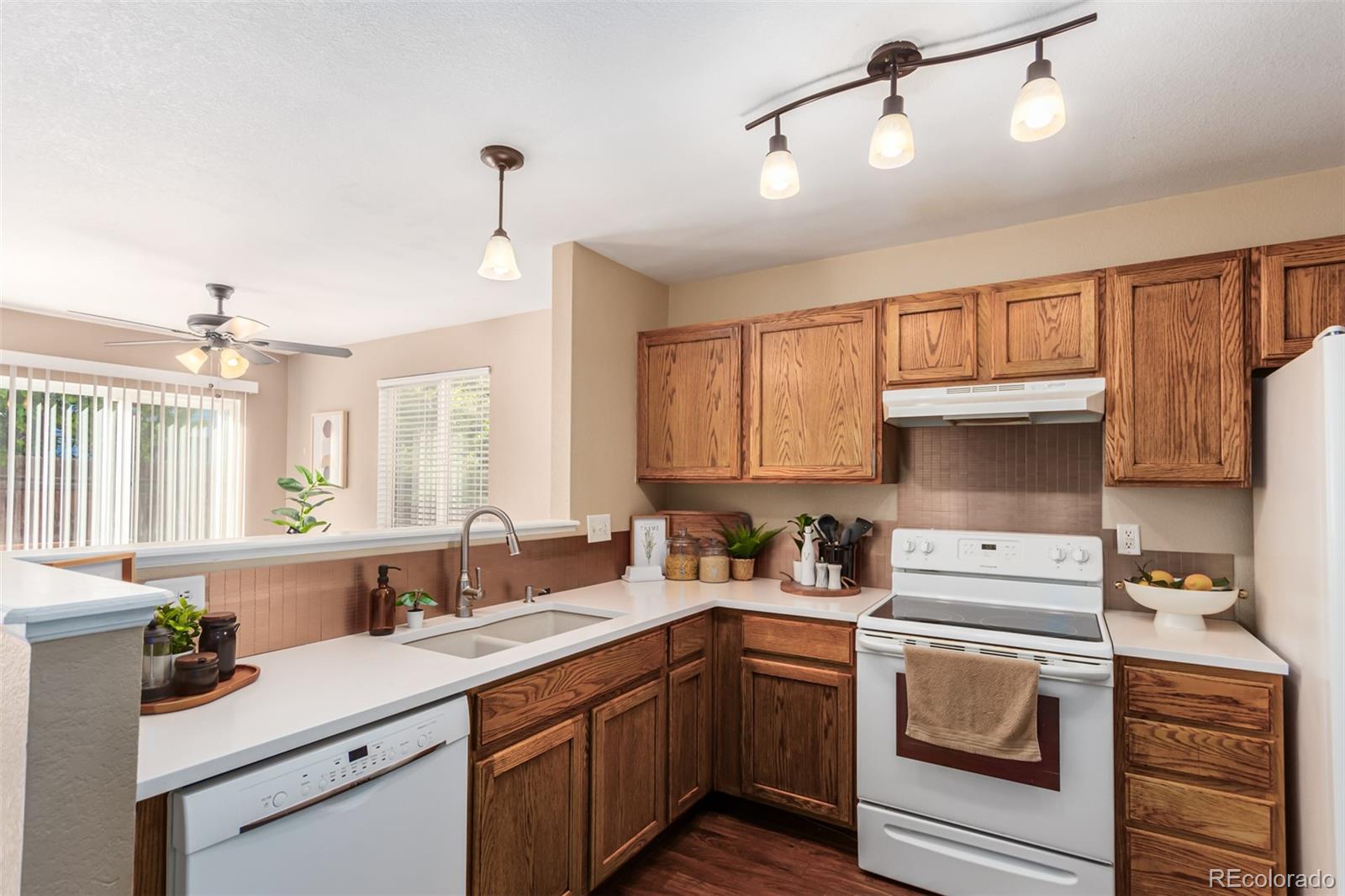 MLS Image #13 for 10613  milwaukee street,northglenn, Colorado