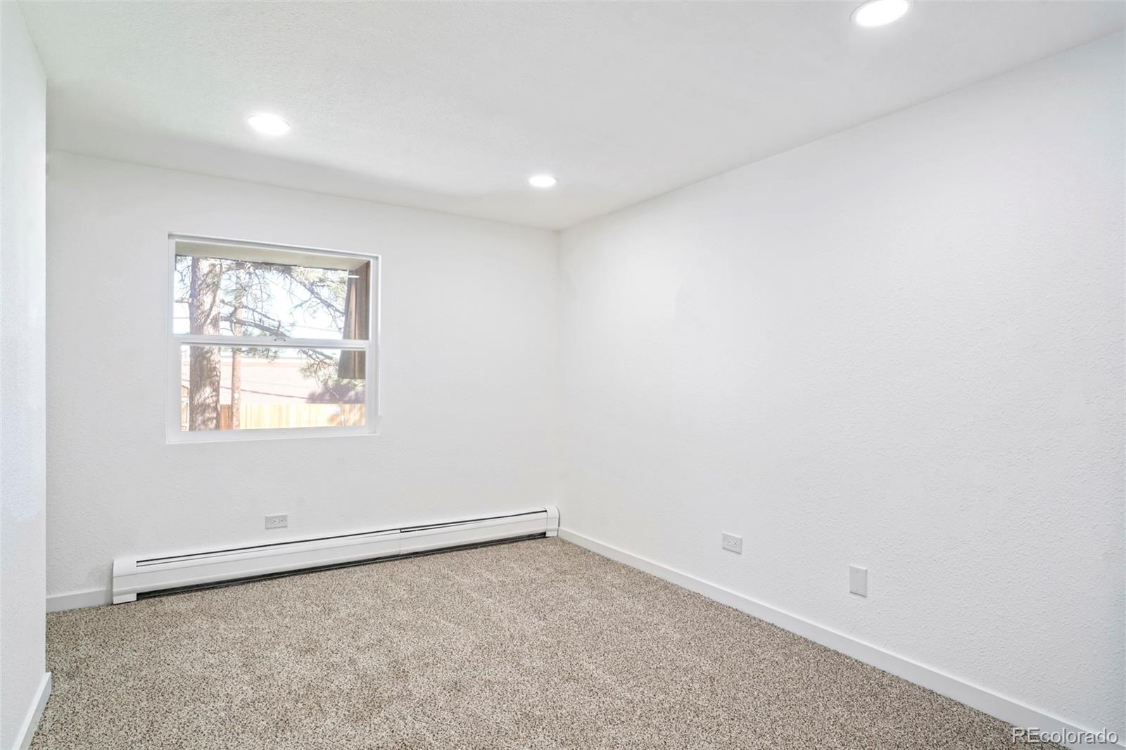 MLS Image #19 for 5401 e warren avenue,denver, Colorado