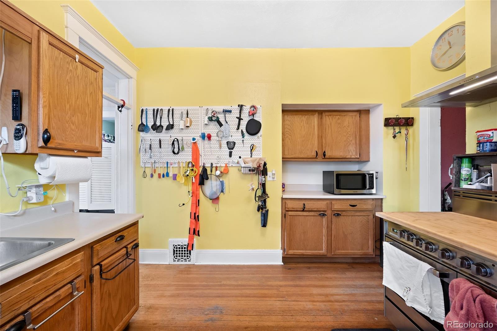 MLS Image #10 for 4267  federal boulevard,denver, Colorado