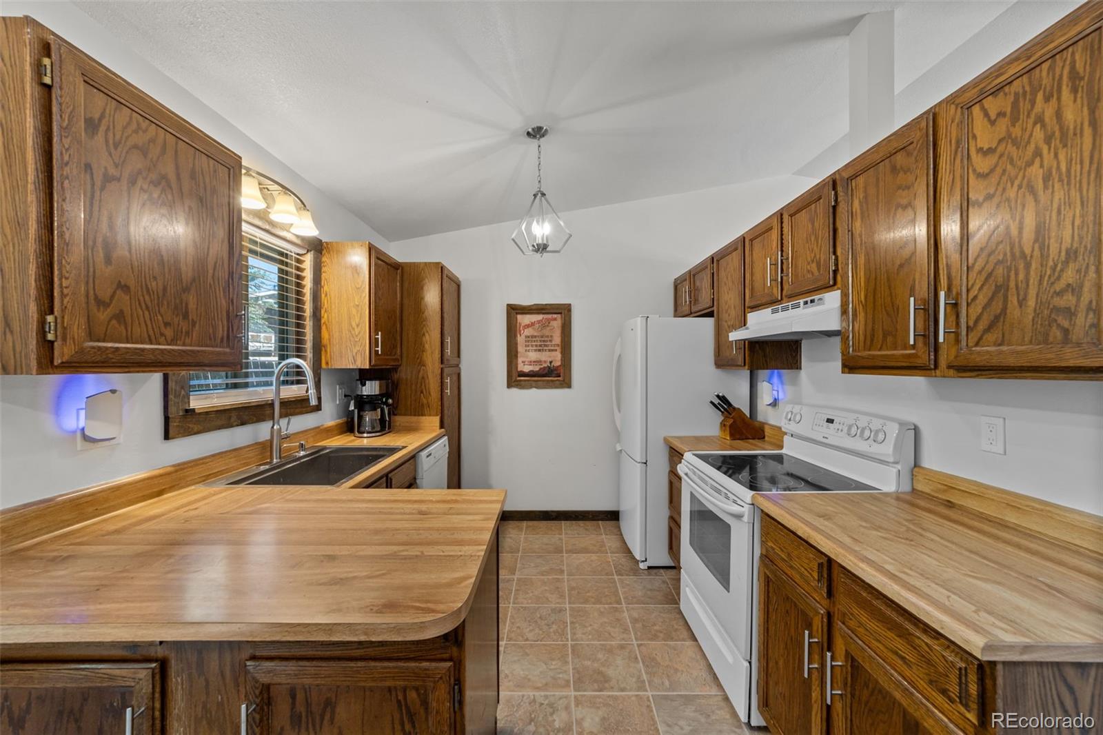 MLS Image #4 for 5170 w old farm circle,colorado springs, Colorado