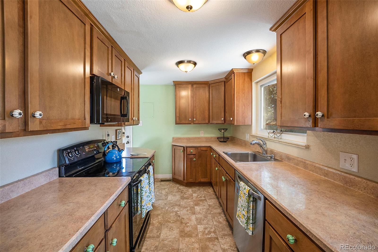 MLS Image #9 for 1409 s knox court,denver, Colorado