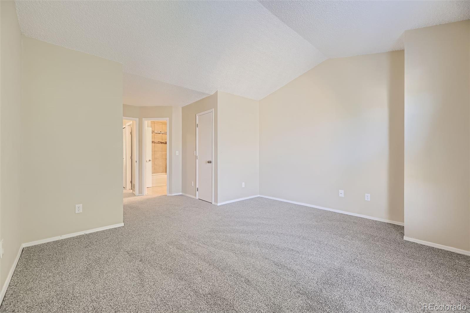 MLS Image #13 for 2728 e nichols circle,centennial, Colorado