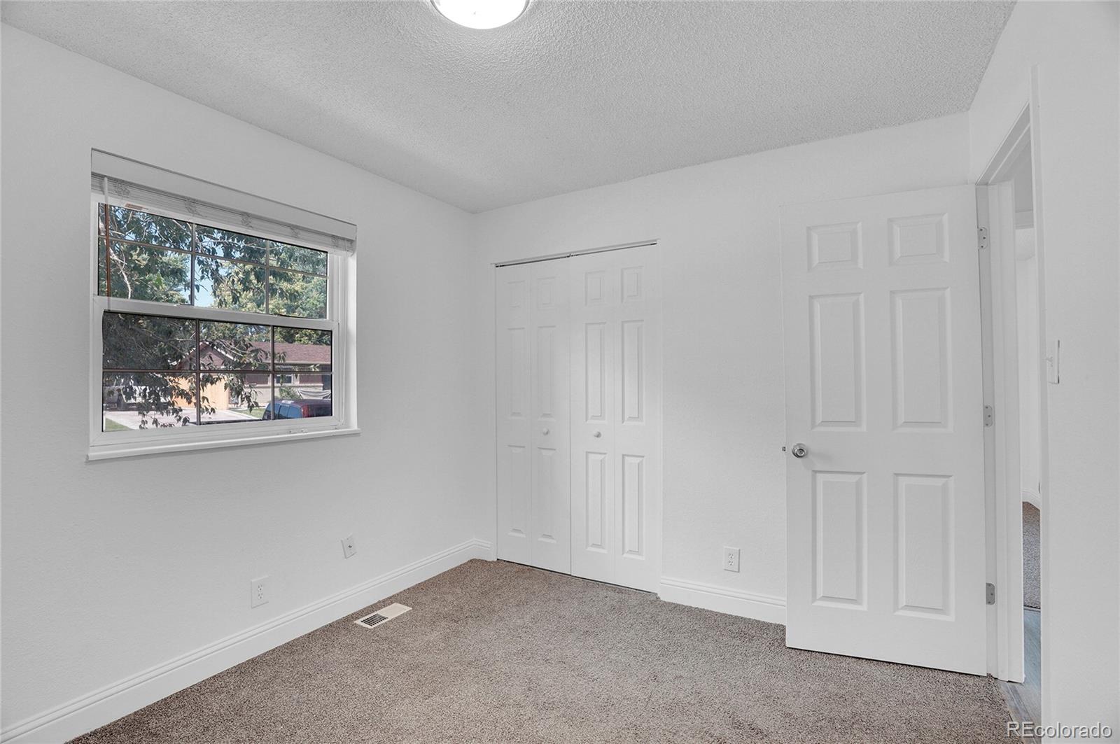 MLS Image #17 for 5558  dillon street,denver, Colorado