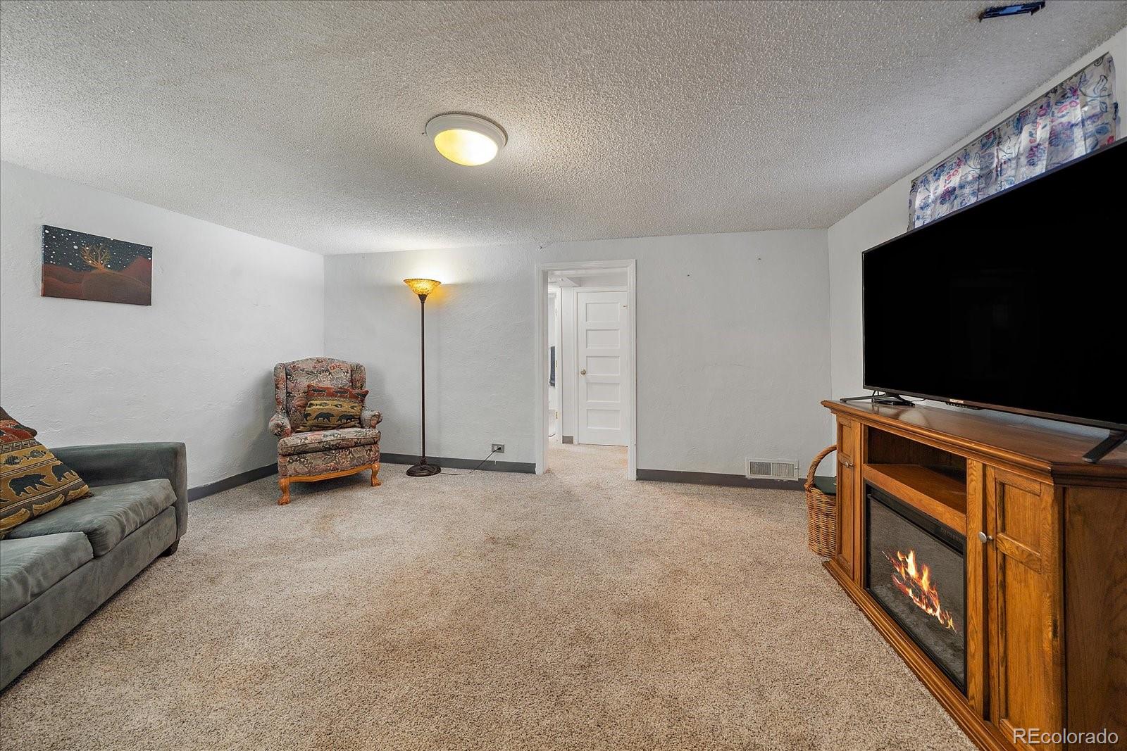 MLS Image #16 for 3701 s lincoln street,englewood, Colorado