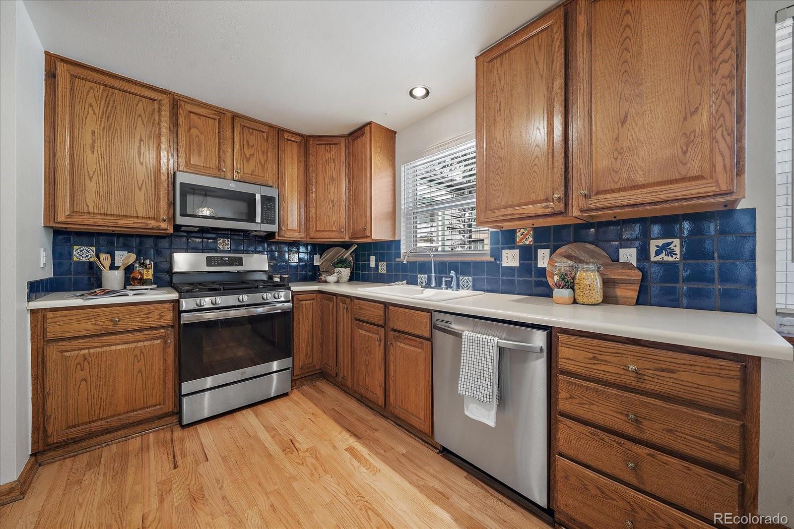 MLS Image #9 for 3701 s lincoln street,englewood, Colorado