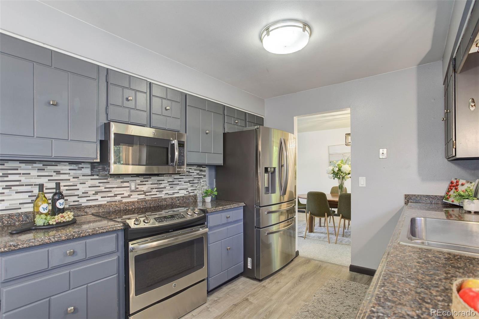 MLS Image #15 for 3359 s galena court,denver, Colorado