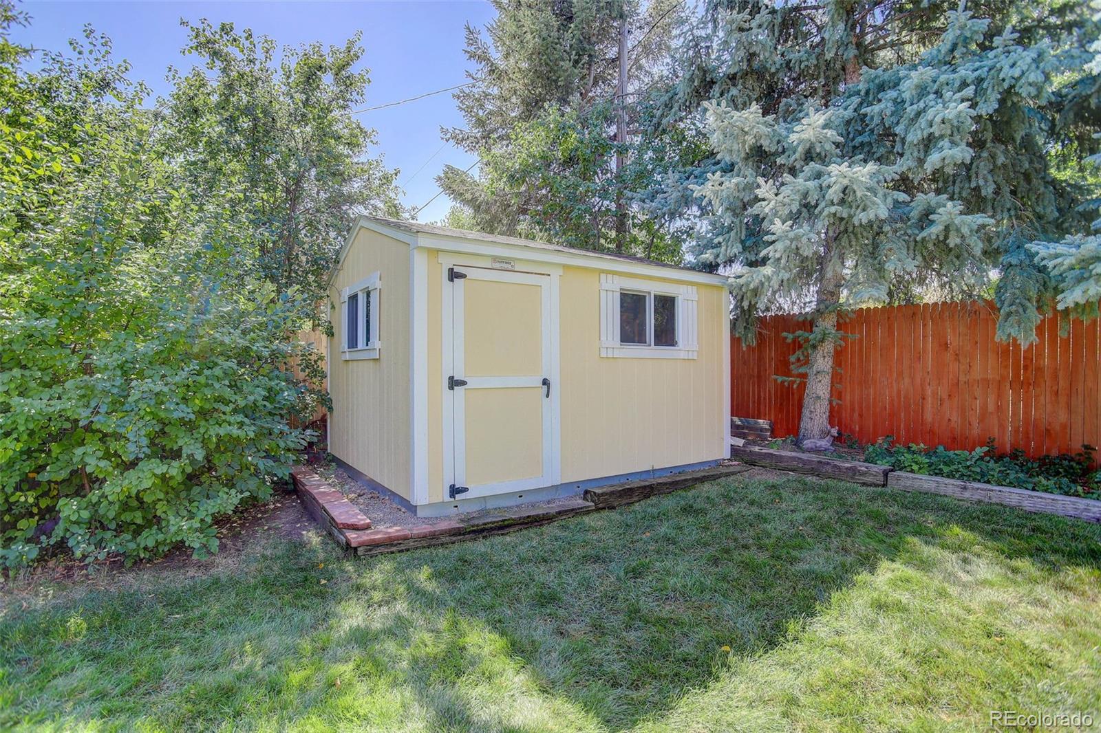 MLS Image #37 for 3359 s galena court,denver, Colorado