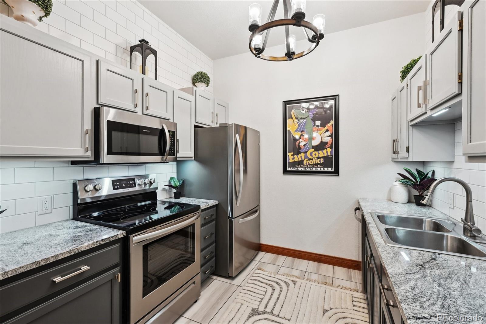 MLS Image #11 for 3249 w fairview place,denver, Colorado