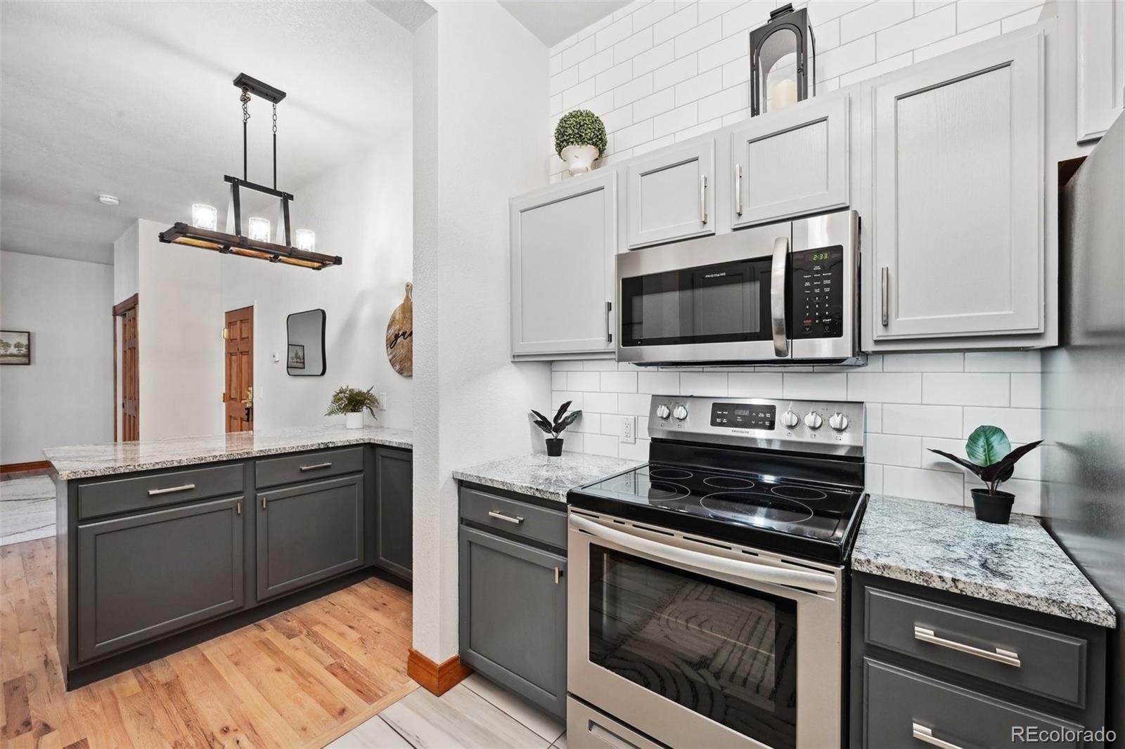 MLS Image #14 for 3249 w fairview place,denver, Colorado