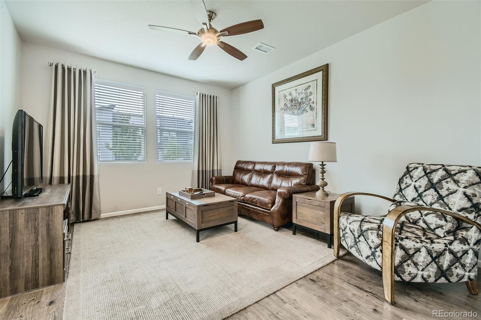 MLS Image #4 for 16139 e elk drive,denver, Colorado