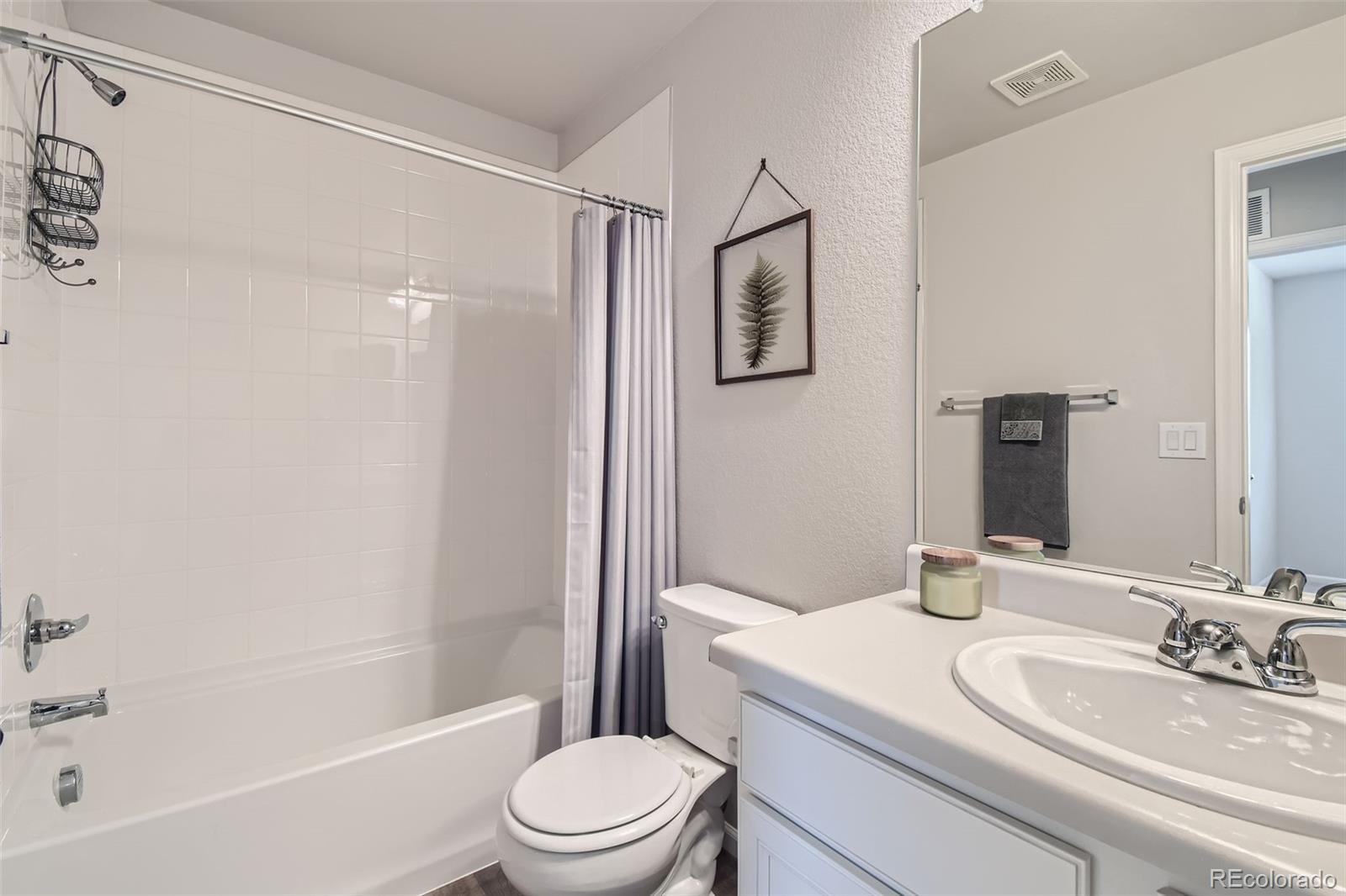 MLS Image #9 for 16139 e elk drive,denver, Colorado