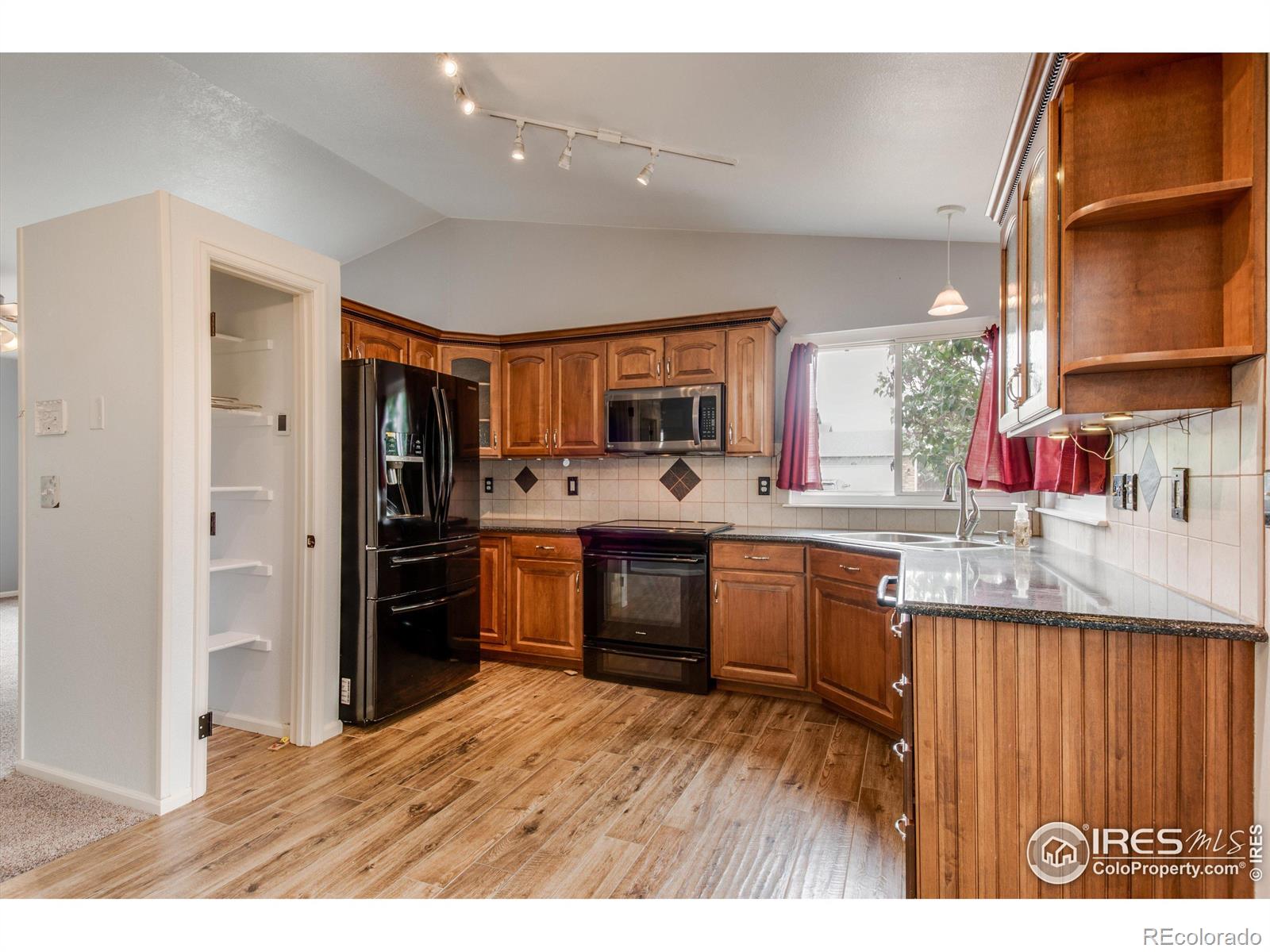 MLS Image #8 for 200  mountain ash court,milliken, Colorado