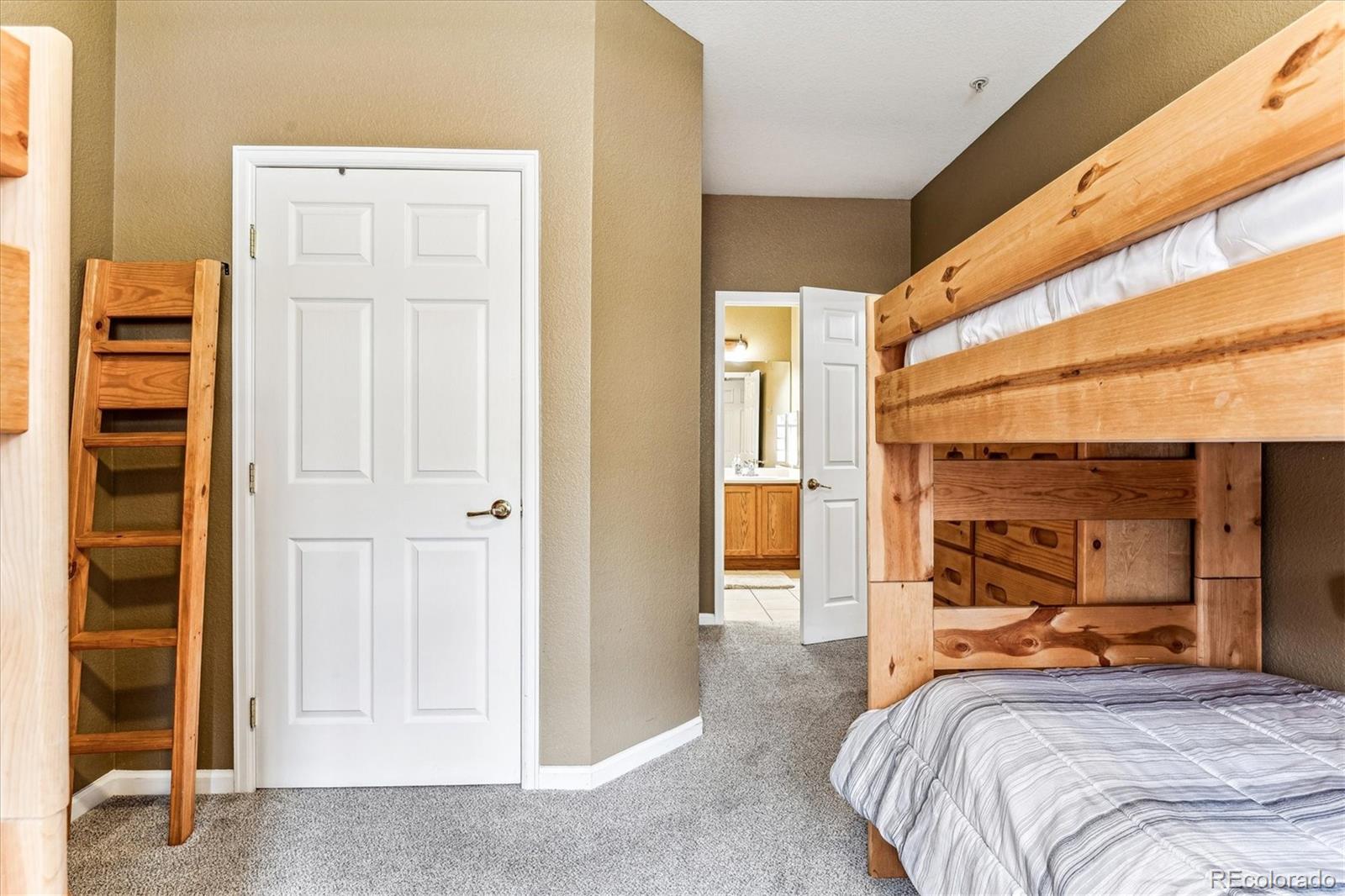 MLS Image #16 for 5704 n gibralter way,aurora, Colorado