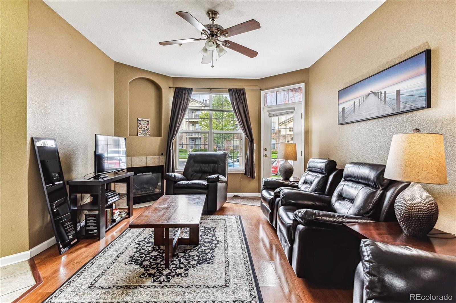 MLS Image #2 for 5704 n gibralter way,aurora, Colorado